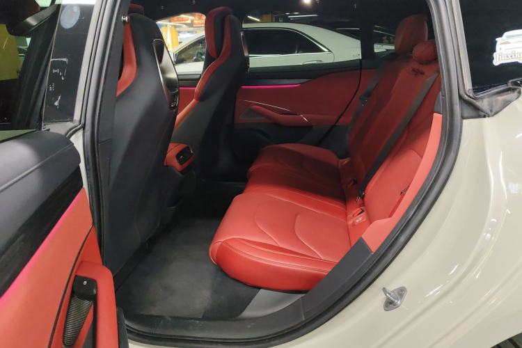 Used  SU7 2024 Four-Wheel Drive Ultra-Long Range Advanced Intelligent Driving Max Edition