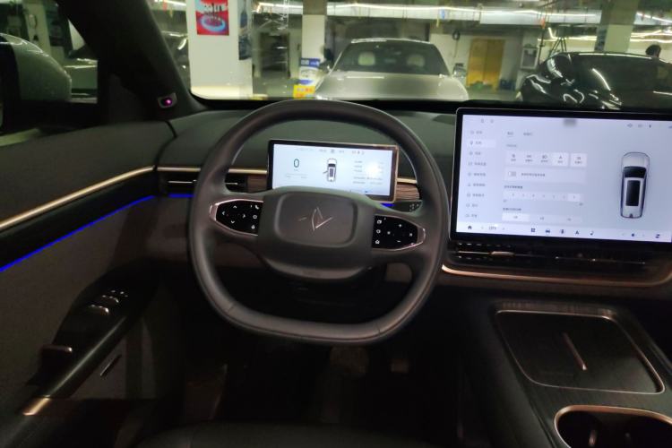 Used Dongfeng eπ eπ008 2024 210Max Range-Extended Version 6 Seats
