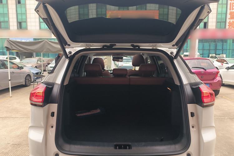 Used Geely Auto Emgrand X7 Sport 2022 Boyue X 1.8TD DCT ZhiShang Model
