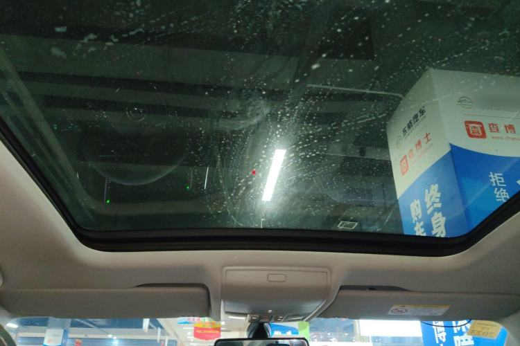 Used Volkswagen Tiguan L 2021 330TSI Automatic Two-Wheel Drive Smart Edition
