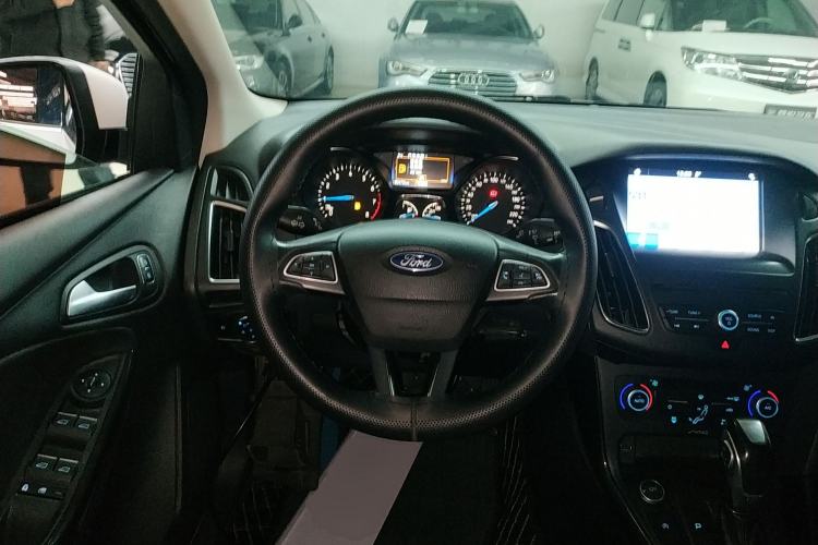 Used Ford Focus 2018 Sedan Classic EcoBoost 180 Automatic Elite Model