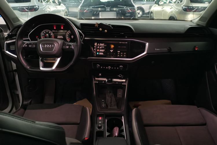 Used Audi Q3 2022 35 TFSI Fashion Dynamic Model