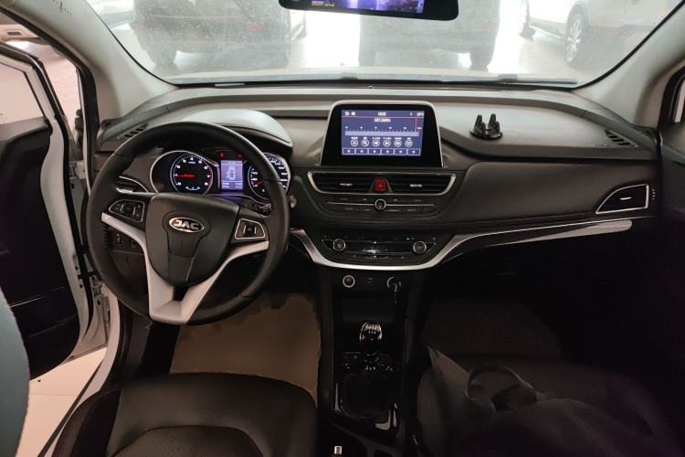 Used  Refine S3 2017 1.5L Manual Luxury Smart Model