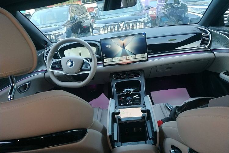 Used BYD Han 2025 EV Intelligent Driving Edition 701KM LiDAR Flagship Model