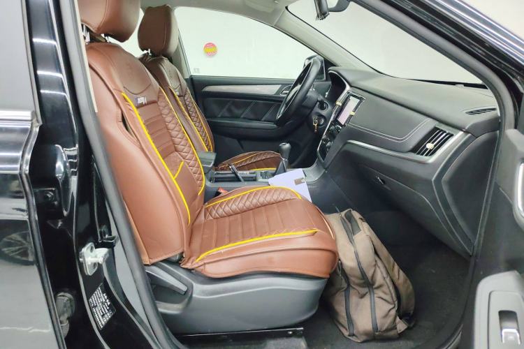 Used Roewe RX5 2016 20T Two-Wheel Drive Manual Flagship Edition
