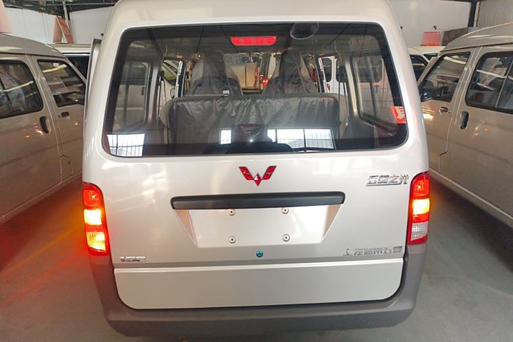 Used Wuling Zhiguang 2023 1.5L Practical Version 5/7 Seats