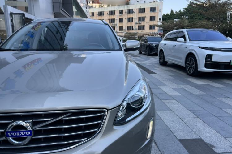 Used Volvo XC60 2016 T5 Smart Version
