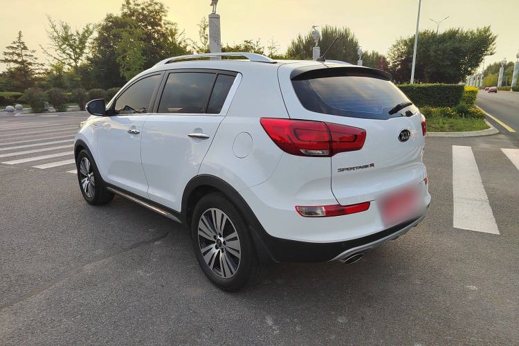 Used Kia Sportage R 2015 2.0L Automatic Two-Wheel Drive DLX Model
