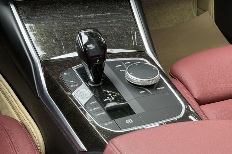 Used BMW 3 Series 2021 Second Facelift 325Li M Sport Package
