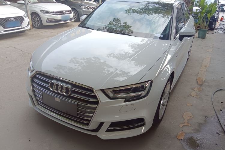 Used Audi A3 2020 Limousine 35 TFSI Fashion Edition China VI Emission Standard