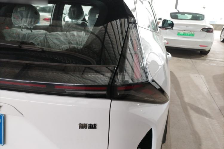 Used Geely Auto Emgrand X7 Sport 2024 1.5TD Smart Connect+
