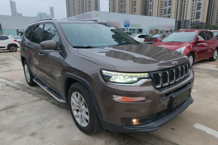 Used  Commander 2018 2.0T Two-Wheel Drive Enjoy Edition China V
