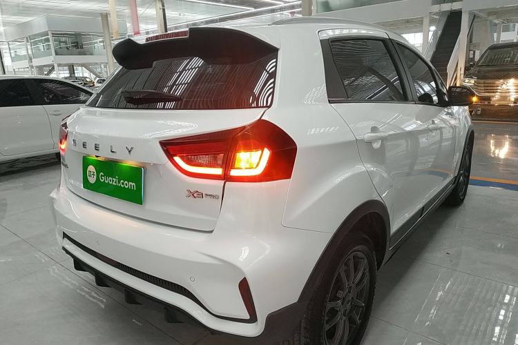 Used Geely Auto Vision X3 2021 PRO 1.5L CVT Deluxe Model
