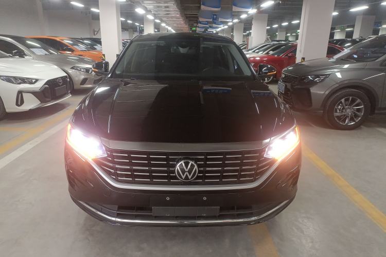 Used Volkswagen Passat 2022 330TSI Luxury Edition
