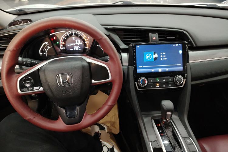 Used Honda Civic 2016 180TURBO CVT Comfort Version
