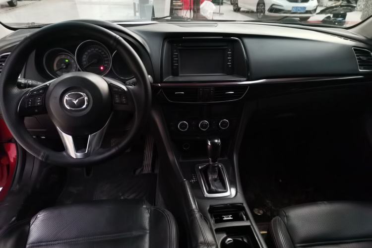 Used Mazda Atenza 2015 2.5L Blue Sky Sport Edition
