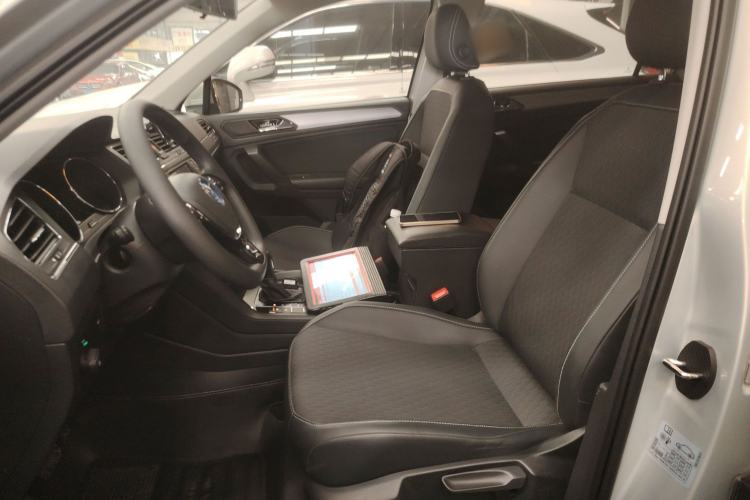 Used Volkswagen Tiguan L 2017 330TSI Automatic Two-Wheel Drive Luxury Edition
