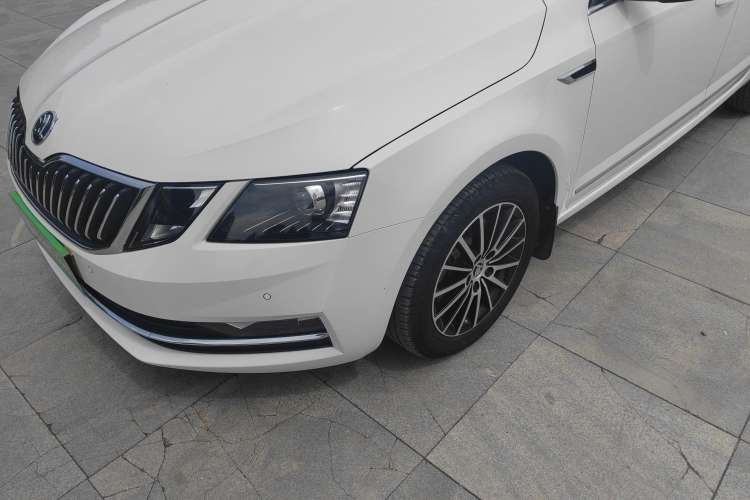 Used Skoda Octavia 2019 TSI230 DSG Luxury Edition
