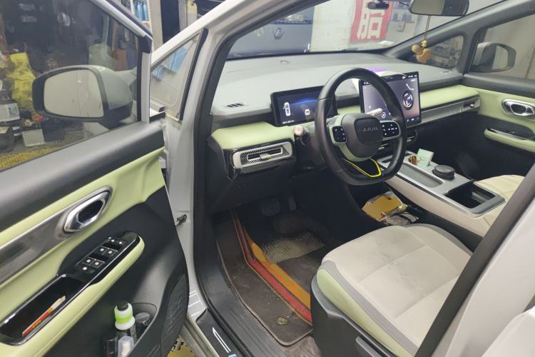 Used AION Y 2023 Plus 510 Enjoy Edition
