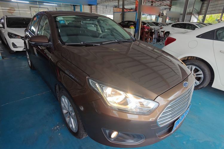 Used Ford Escort 2017 Happiness Edition 1.5L Automatic Fashion Version
