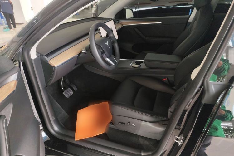 Used Tesla Model Y 2022 Rear-Wheel-Drive Version