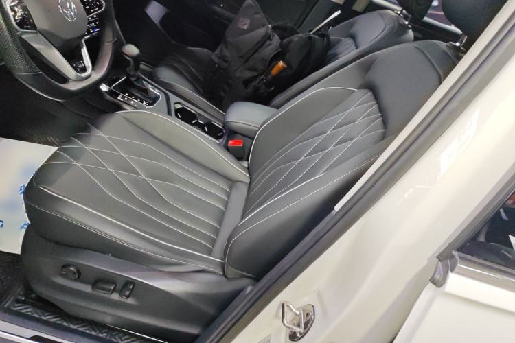 Used Volkswagen Tiguan L 2022 330TSI Automatic Two-Wheel Drive R-Line Enhanced Edition