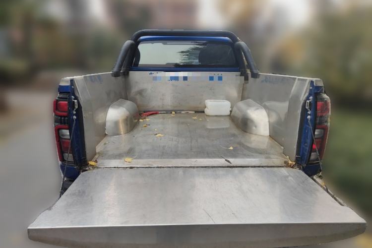 Used Great Wall Poer 2023 2.0T Commercial Version Automatic Diesel 4x4 Elite Long-Box GW4D20M
