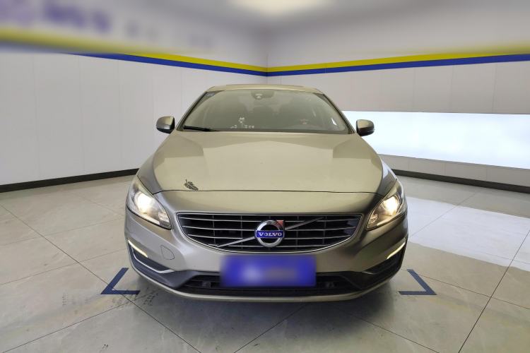 Used Volvo S60 2016 S60L T4 Zhiyuan Edition
