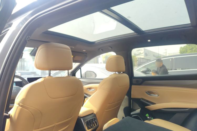 Used BYD Song L DM-i 2024 112 km Beyond Edition
