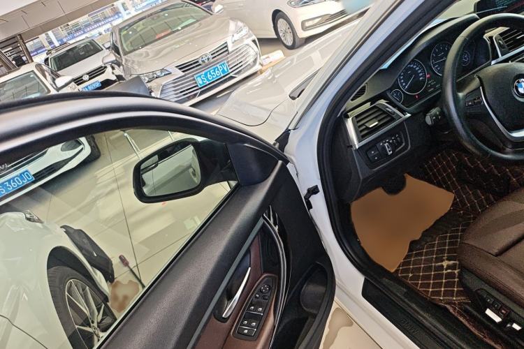 Used BMW 3 Series 2018 320Li Fashion Model
