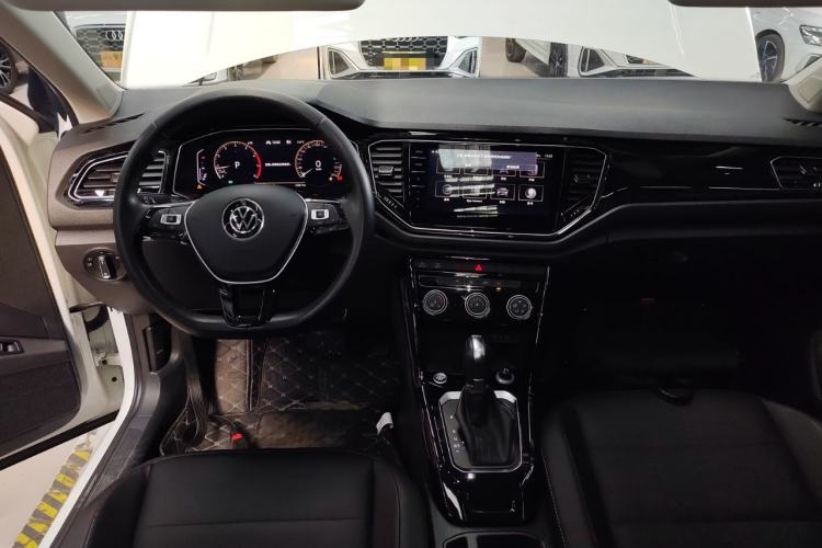 Used Volkswagen T-ROC 2021 Revised Version 280TSI DSG Two-Wheel Drive Comfort & Smart Connectivity Edition
