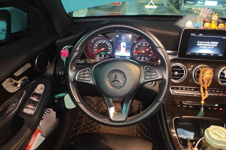 Used Mercedes-Benz GLC 2019 GLC 260 L 4MATIC Dynamic Model
