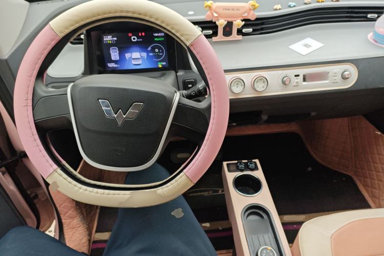 Used Wuling Hongguang MINIEV 2022 Macaron Fashion Model Lithium Iron Phosphate
