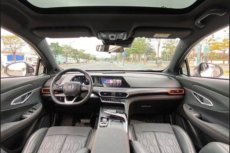 Used Changan UNI-T 2022 2.0T Prestige Version
