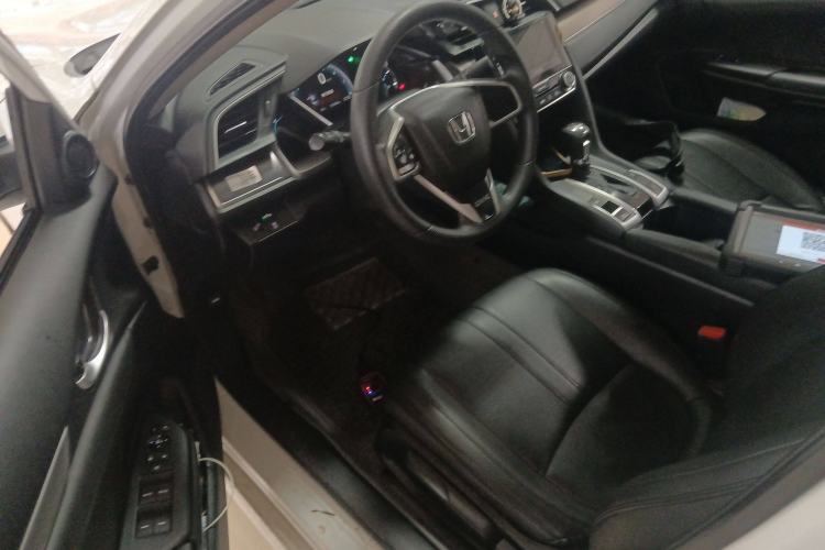 Used Honda Civic 2016 220TURBO CVT Luxury Edition
