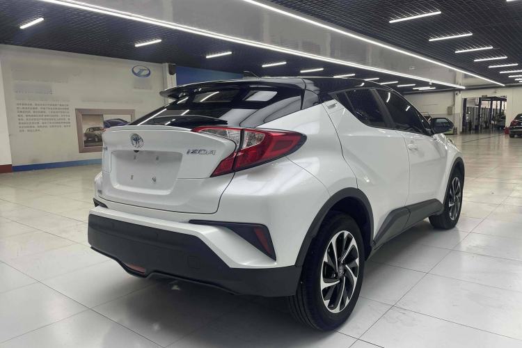 Used Toyota IZOA 2020 2.0L Yi Xiang CARE
