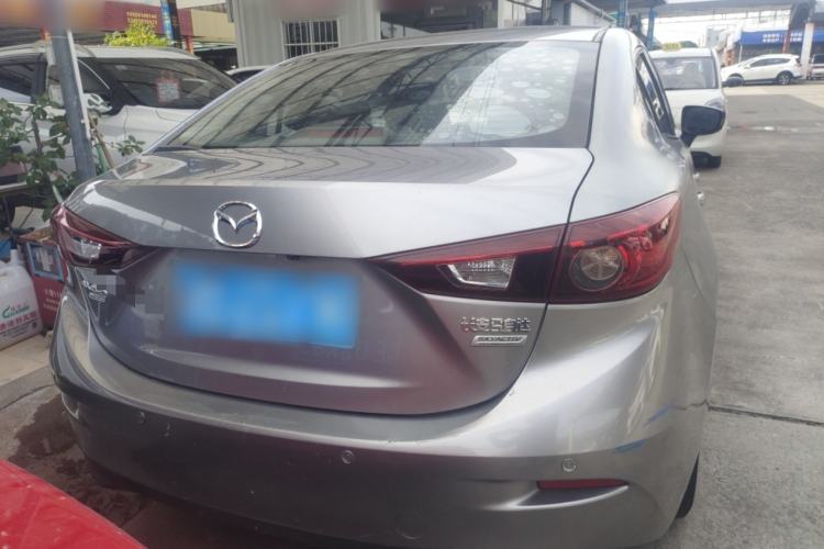 Used Mazda Mazda 3 Axela 2016 Sedan 1.5L Automatic Comfort Model
