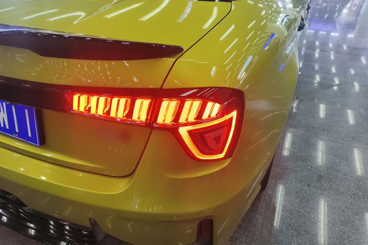 Used Lynk & Co 03 2019 03+ 2.0TD Automatic Wind-Chasing Edition
