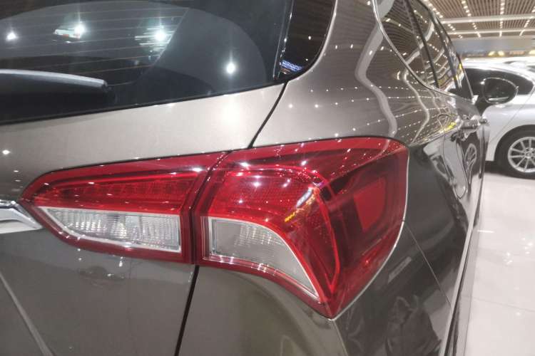 Used Buick Envision 2019 28T Four-Wheel Drive Elite Version China VI Standard
