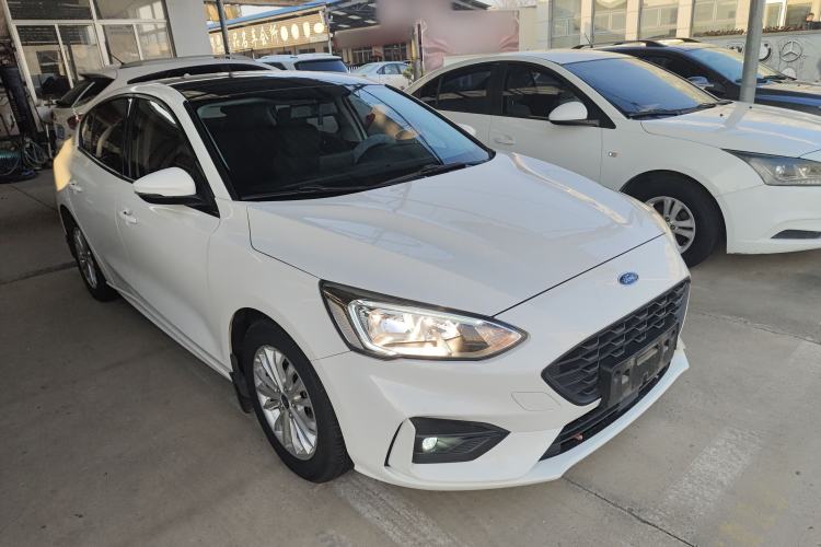 Used Ford Focus 2020 Sedan 1.5L Automatic Sharp Edition
