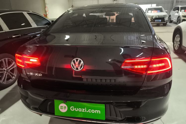 Used Volkswagen Magotan 2018 330TSI DSG Advanced Model
