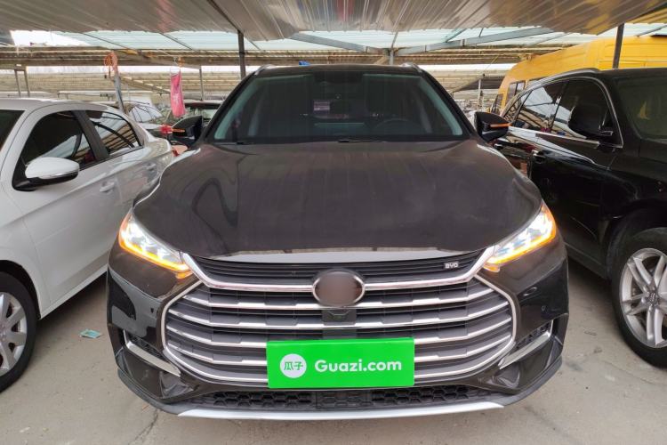 Used BYD Tang 2018 2.0T Automatic SmartConnect Luxury Edition 5 Seats China V Standard