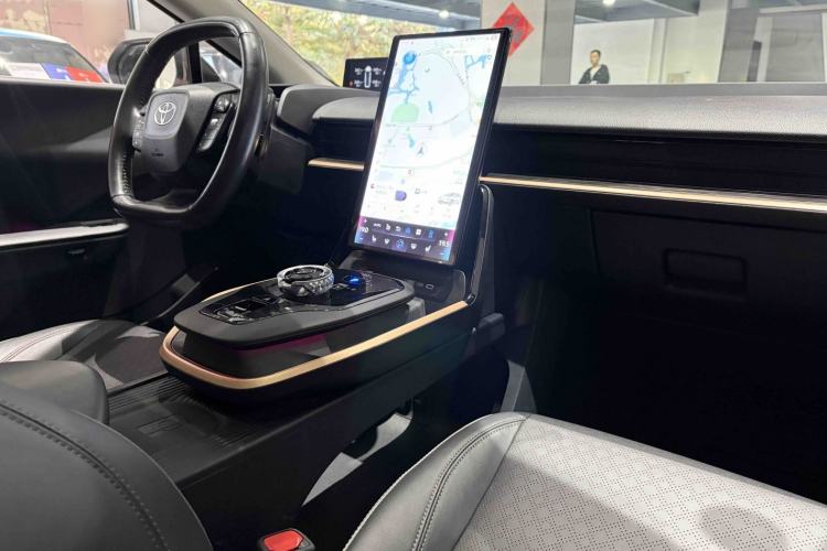 Used Toyota bZ3 2023 616 km Long-Range PRO
