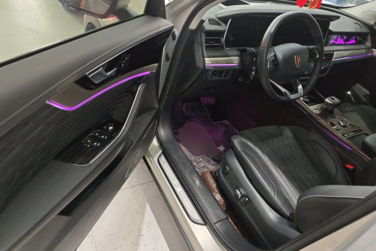 Used Hongqi HS5 2022 Revised Version 2.0T Smart Connect Flagship Edition
