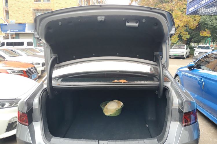 Used BYD Qin PLUS 2024 Honor Edition EV 510KM Leading Model