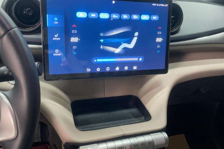 Used BYD Dolphin 2023 420 km Fashion Edition
