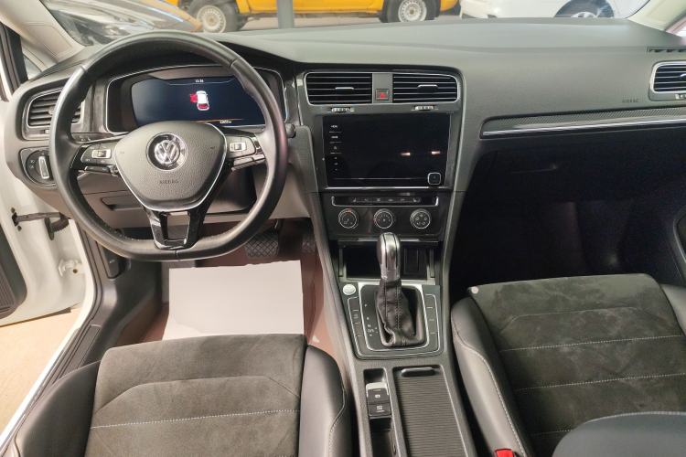 Used Volkswagen Golf 2020 Zhiai Edition 280TSI DSG Luxury Model