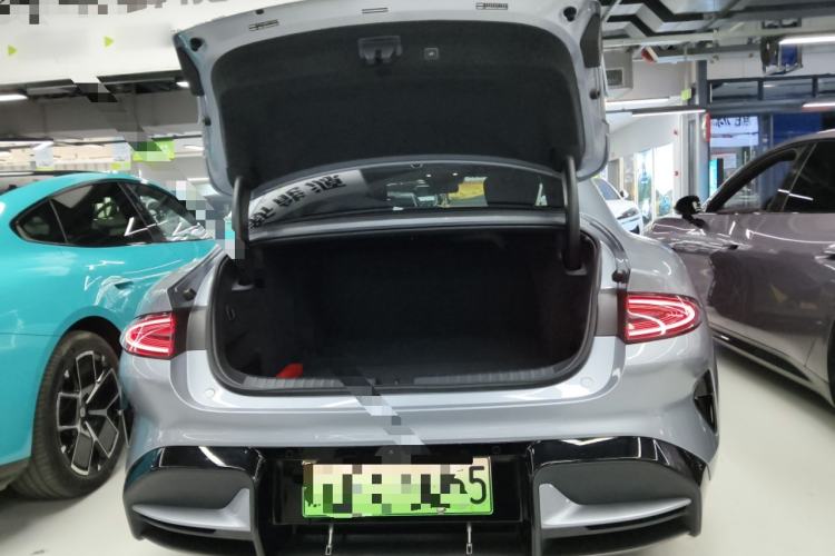 Used  SU7 Ultra 2025 Ultra Model
