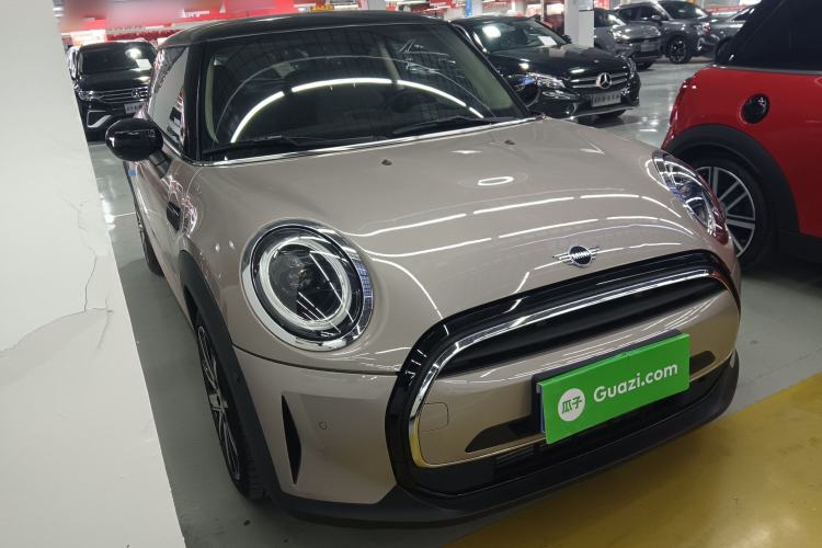 Used  MINI 2023 Updated 1.5T COOPER Artist
