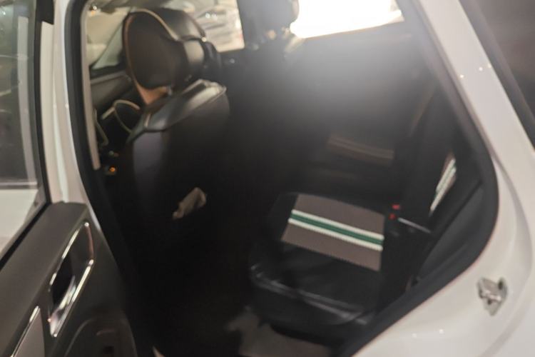 Used Roewe RX5 2016 20T Two-Wheel Drive Automatic Internet Smart Edition